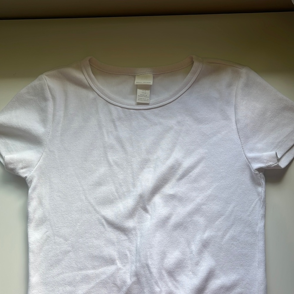 white basic tee - Picture 2 of 3